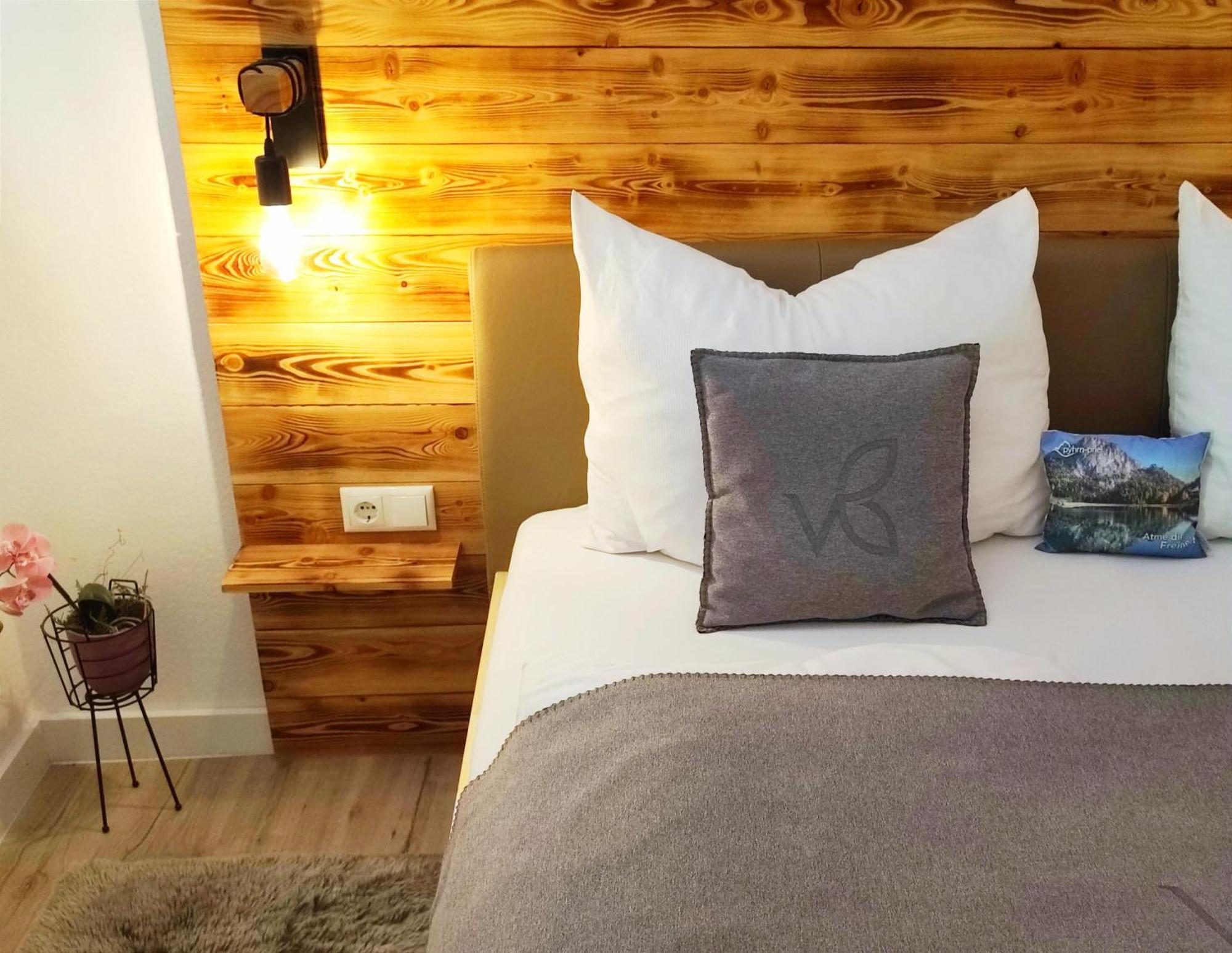 Villa Bischofsberg - Laerchen-Wellness Apartment ヴィンディッシュガルシュテン エクステリア 写真